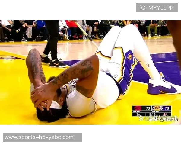 浓眉谈位置调整：打五会影响身体在湖人夺冠时我也是打四